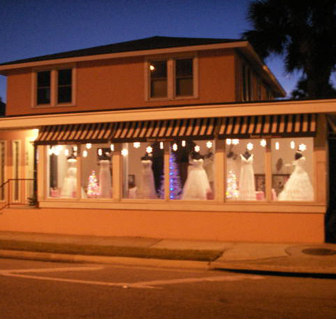
	Love, A Bridal Boutique